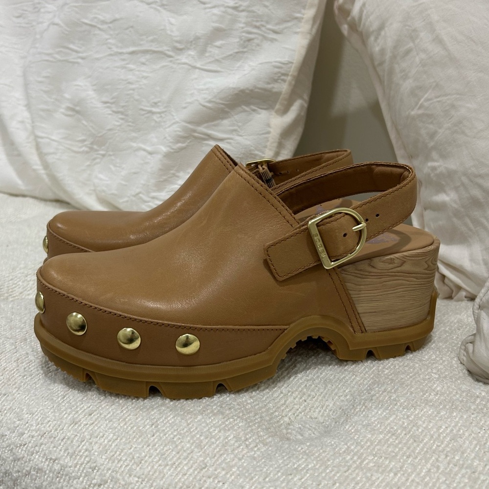 SOREL roam n clogs